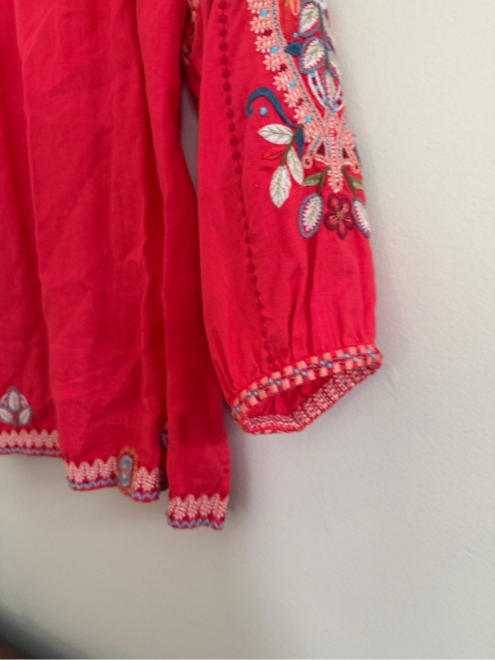 Johnny Was Maisie Peasant Tie Embroidered Blouse Linen Boho Coral Size Small - Picture 11 of 16
